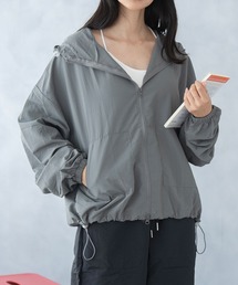 ジップパーカー