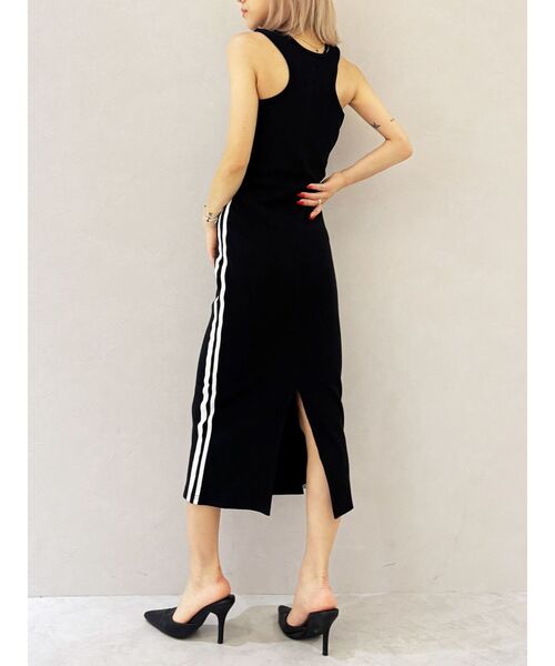 GYDA(ジェイダ)の「【WEB限定】【TINY低身長さん向け】フロントZIP LONGテレコワンピース(ワンピース・レディース・ライトグレー/ブラック・FREE)」の5枚目の写真