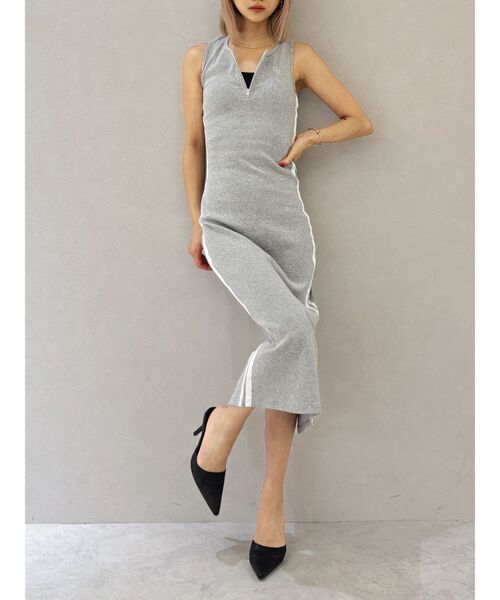 GYDA(ジェイダ)の「【WEB限定】【TINY低身長さん向け】フロントZIP LONGテレコワンピース(ワンピース・レディース・ライトグレー/ブラック・FREE)」の6枚目の写真