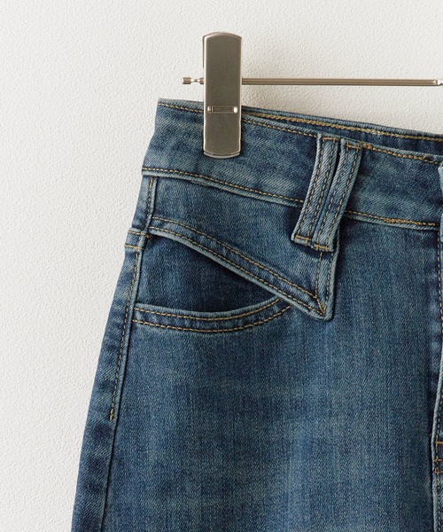 ROOPTOKYO(ループトウキョウ)の「Back slit denim skirt / バックスリット デニムスカート 夏物 夏服(デニムスカート・レディース・ネイビー/ライトブルー・S/M)」の6枚目の写真