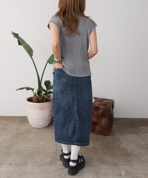 ROOPTOKYO(ループトウキョウ)の「Back slit denim skirt / バックスリット デニムスカート 夏物 夏服(デニムスカート・レディース・ネイビー/ライトブルー・S/M)」の12枚目の写真