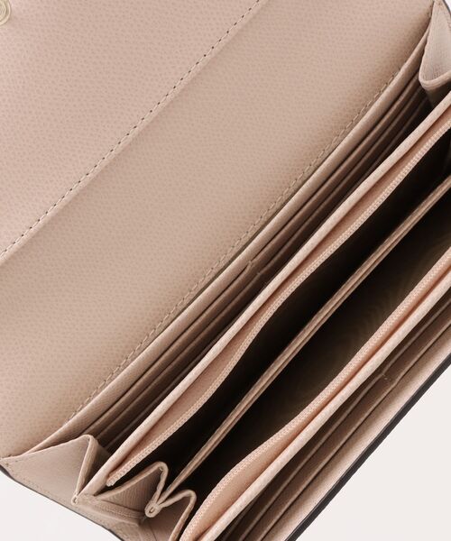 FURLA（フルラ）の「フルラ カメリア (Furla Camelia) 長財布 XL（財布・レディース・グレー/フューシャピンク/ベージュ/オリーブ/ベビーピンク/ブラック・ONE SIZE）」の16枚目の写真