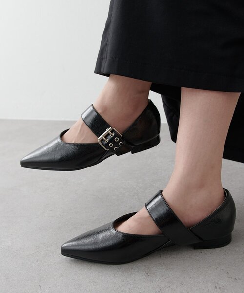 Lui's(ルイス)の「ベルトフラットパンプス(パンプス・レディース・シルバー/ブラック・23.5/24.5)」の22枚目の写真