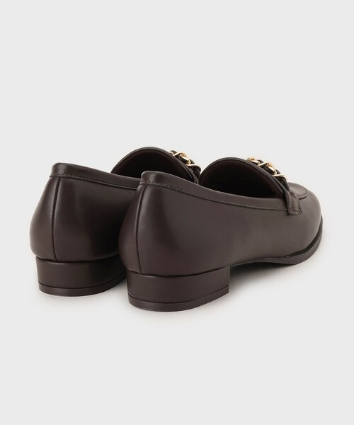 OPAQUE.CLIP（オペークドットクリップ）の「【抗菌防臭加工/通勤対応】チェーンデザインローファー（パンプス・レディース・ブラウン系その他/ブラック・01/02/03）」の9枚目の写真