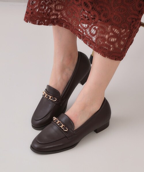 OPAQUE.CLIP（オペークドットクリップ）の「【抗菌防臭加工/通勤対応】チェーンデザインローファー（パンプス・レディース・ブラウン系その他/ブラック・01/02/03）」の13枚目の写真