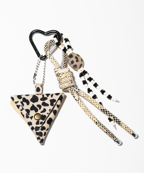 crossi(クロッシー)の「ヒョウ柄ビーズマルチチャーム(チャーム・レディース・ベージュ/ブラウン・FREE)」の3枚目の写真