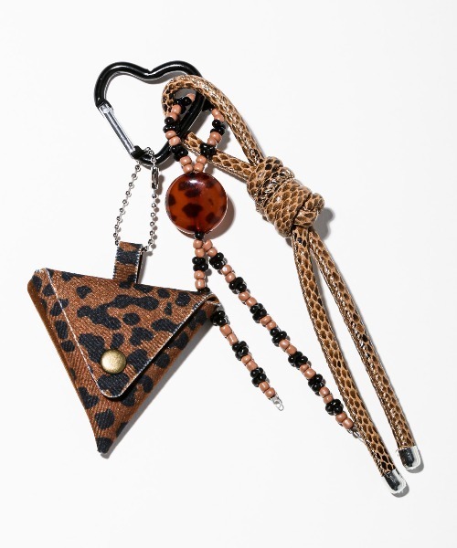 crossi(クロッシー)の「ヒョウ柄ビーズマルチチャーム(チャーム・レディース・ベージュ/ブラウン・FREE)」の4枚目の写真