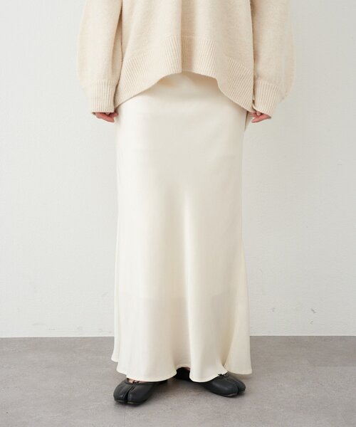 SHENERY（シーナリー）の「ニュアンスマーメイドスカート（スカート・レディース・オフホワイト/チャコールグレー/ボルドー/ピンク・36/38）」の11枚目の写真