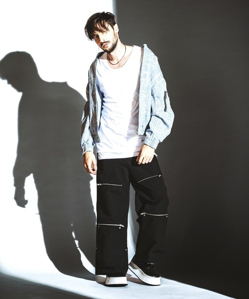 NO ID.(ノーアイディ)の「【NO ID.】2-Way Wide Pants / 2ウェイ ワイド パンツ(その他パンツ・メンズ・ブラック/グレー・2/1)」の6枚目の写真