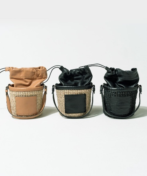 HAYNI(ヘイニ)の「POMTATA ポンタタ ポケット付きかごバッグ(かごバッグ・レディース・キャメル/ブラック系1/ブラック×ブラック・FREE)」の8枚目の写真