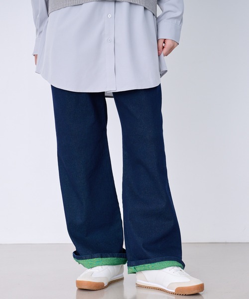 Arnold Palmer（アーノルドパーマー）の「裏ワザデニム タックパンツ（その他パンツ・レディース・インディゴブルー/ライトブルー/ダークインディゴブルー・S/L/M）」の3枚目の写真