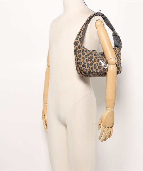 adidas/アディダス】レオパード スモール ショルダーバッグ