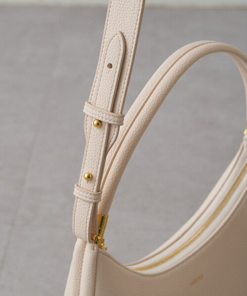LOUNGEDRESS(ラウンジドレス)の「【SINBONO】Zoey Shoulder Crossbody(ハンドバッグ・レディース・アイボリー・FREE)」の5枚目の写真