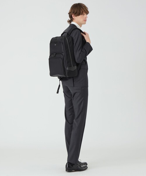 BLACK LABEL CRESTBRIDGE（ブラックレーベル・クレストブリッジ）の「ナイロンコンビカルゼシャドークレストブリッジチェックビジネスバックパック（バックパック/リュック・メンズ・ブラック/ネイビー・FREE）」の4枚目の写真