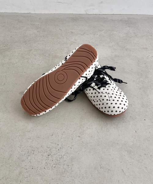 SOLLON.(ソルロン)の「ドットフラットシューズ(スニーカー・レディース・アイボリー・23.5cm/24.5cm)」の10枚目の写真