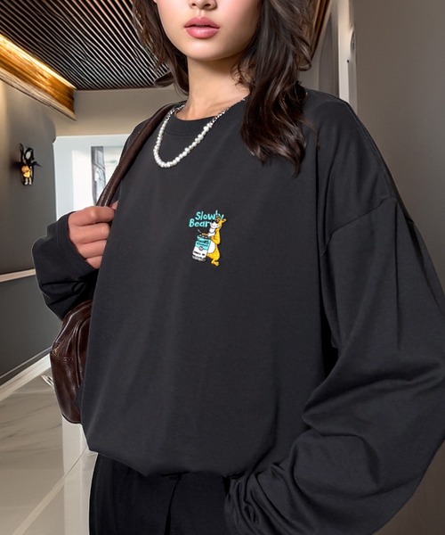 Candlestick(キャンドルスティック)の「ゆったり 着やすい ハート レターロゴ ベアー 刺繍(Tシャツ/カットソー・レディース・ホワイト系/ホワイト系1/ホワイト系2/ブラック系/ブラック系1/ブラック系2/ブラック系3/ブラック系4/グレー系/ダークグリーン系/ピンク系/バーガンディー/ホワイト系3/ホワイト系4/ホワイト系5/ブラック系5/ブラック系6/ブラック系7/ブラック系8/グレー系1/グリーン系2/ブルー系/ピンク系1/ワイン系/ブラック系その他3/ブラック系その他2/ブラック系その他/ブラック系その他4/その他1/その他2/その他3/その他4/その他5/その他6/その他7/その他8/その他9/その他10/その他11/その他12/ブラック系その他5/ブラック系その他6/ブラック系その他7/ホワイト系6/ホワイト系7/ブラック/スミクロ・M/L/LL)」の14枚目の写真