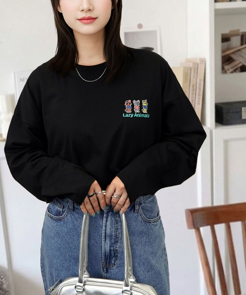 Candlestick(キャンドルスティック)の「ゆったり 着やすい ハート レターロゴ ベアー 刺繍(Tシャツ/カットソー・レディース・ホワイト系/ホワイト系1/ホワイト系2/ブラック系/ブラック系1/ブラック系2/ブラック系3/ブラック系4/グレー系/ダークグリーン系/ピンク系/バーガンディー/ホワイト系3/ホワイト系4/ホワイト系5/ブラック系5/ブラック系6/ブラック系7/ブラック系8/グレー系1/グリーン系2/ブルー系/ピンク系1/ワイン系/ブラック系その他3/ブラック系その他2/ブラック系その他/ブラック系その他4/その他1/その他2/その他3/その他4/その他5/その他6/その他7/その他8/その他9/その他10/その他11/その他12/ブラック系その他5/ブラック系その他6/ブラック系その他7/ホワイト系6/ホワイト系7/ブラック/スミクロ・M/L/LL)」の16枚目の写真