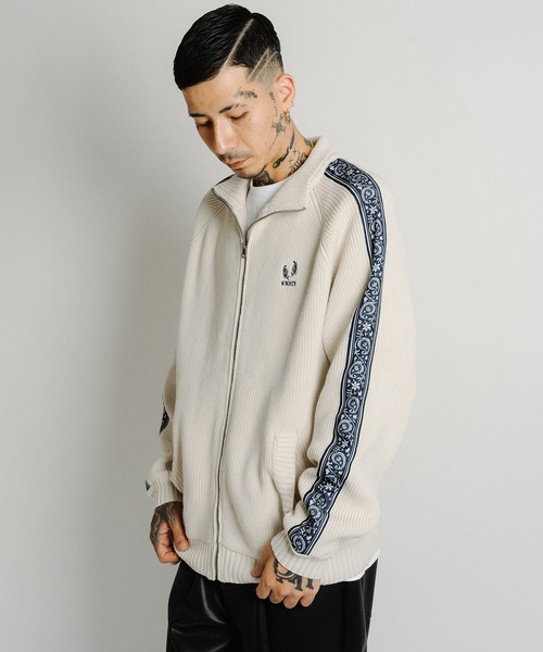 Subciety（サブサエティ）の「Knit track jkt（ブルゾン・メンズ・ブルー/オフホワイト/ブラック・X-LARGE/LARGE/MEDIUM/SMALL）」の12枚目の写真