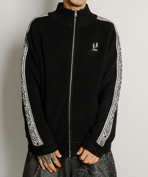 Subciety（サブサエティ）の「Knit track jkt（ブルゾン・メンズ・ブルー/オフホワイト/ブラック・X-LARGE/LARGE/MEDIUM/SMALL）」の17枚目の写真