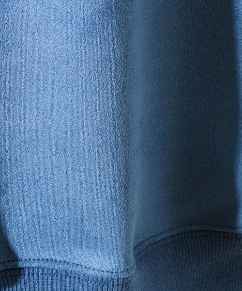 GLOSTER(グロスター)の「【ロングセラーコラボ】ジムニー×GLOSTER フェイクスエードプルオーバー(スウェット・メンズ・オフホワイト/ブルー/ライトオリーブ/チャコールグレー・M/L)」の10枚目の写真