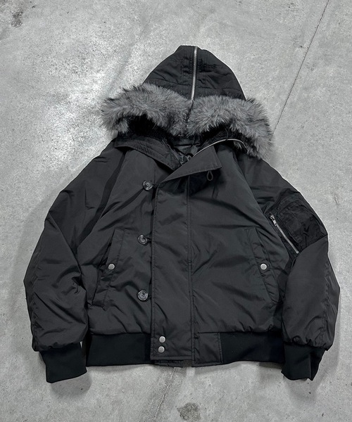 MandO（Auntie Rosa）（エムオー）の「N2Bナイロンフライトジャケット（ブルゾン・メンズ・カーキ/ブラック・LARGE/MEDIUM）」の3枚目の写真