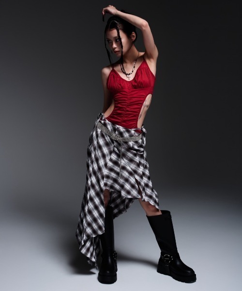 ROYAL FLASH（ロイヤルフラッシュ）の「MITSUKI/ミツキ/CHECK ASYMME SKIRT（スカート・レディース・ブラック/ホワイト/タン・F）」の8枚目の写真