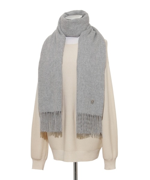 FURLA（フルラ）の「【WEB限定】マフラー 無地 FURLA アーチロゴ（マフラー・レディース・オフホワイト/グレー/ライトブルー/ブラック・FREE）」の10枚目の写真