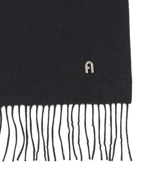 FURLA（フルラ）の「【WEB限定】マフラー 無地 FURLA アーチロゴ（マフラー・レディース・オフホワイト/グレー/ライトブルー/ブラック・FREE）」の13枚目の写真