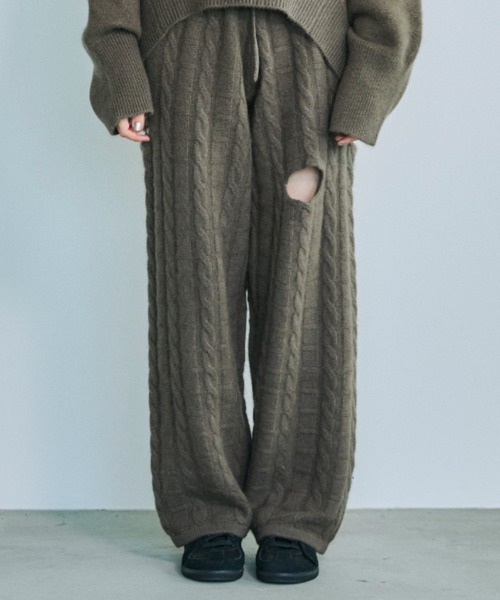 OPULENCE（オーピュレンス）の「カットアウトニットパンツ（その他パンツ・レディース・ブラック/ブラウン・FREE）」の5枚目の写真