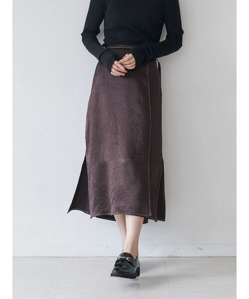 TONAL（トーナル）の「アセテート配色STラップスカート（スカート・レディース・ブラウン/ミント/ベージュ・SMALL/MEDIUM）」の10枚目の写真