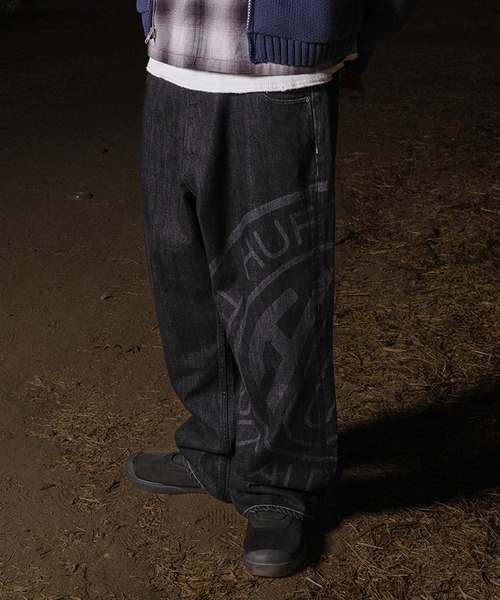 HUF×UMBRO デニムパンツ ハフがアンブロとコラボ ストーンウォッシュで仕上げたバギーデニム