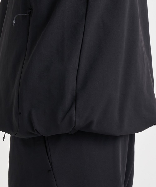 WHITE MOUNTAINEERING(ホワイトマウンテニアリング)の「【White Mountaineering / ホワイトマウンテニアリング】別注BLK SUPER LIGHT SWEAT ZIPUP HOODIE(パーカー・メンズ・ブラック・3/2/1/0)」の9枚目の写真