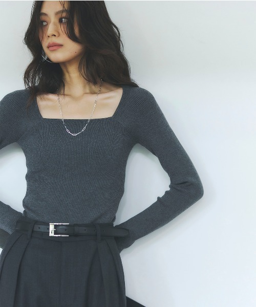 anuans（アニュアンス）の「シルクカシミアブレンドデコルテリブニット（ニット/セーター・レディース・グレー/アイボリー/ブラック/キャメル/バーガンディー・FREE）」の9枚目の写真