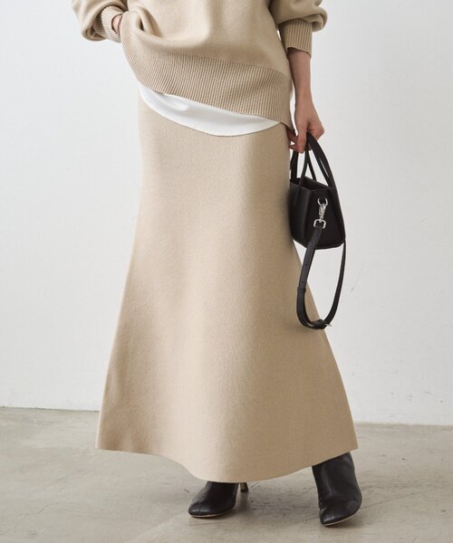 LOUNGEDRESS（ラウンジドレス）の「【@_shirabe.s_コラボ】スウェットライクマーメイドニットスカート（スカート・レディース・ブラウン/ブラック/ライトベージュ・FREE）」の3枚目の写真