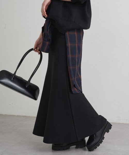 LOUNGEDRESS（ラウンジドレス）の「【@_shirabe.s_コラボ】スウェットライクマーメイドニットスカート（スカート・レディース・ブラウン/ブラック/ライトベージュ・FREE）」の8枚目の写真