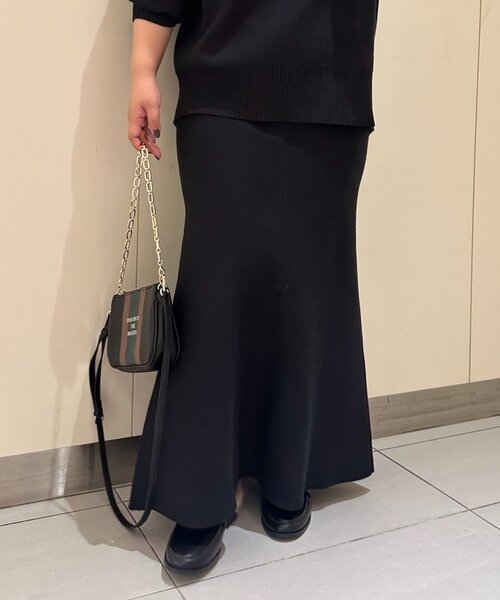 LOUNGEDRESS（ラウンジドレス）の「【@_shirabe.s_コラボ】スウェットライクマーメイドニットスカート（スカート・レディース・ブラウン/ブラック/ライトベージュ・FREE）」の17枚目の写真