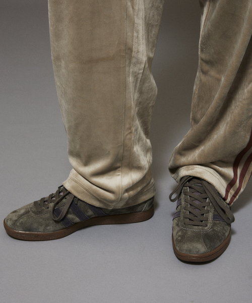 adidas(アディダス)の「adidas originals / アディダス オリジナルス Exclusive TOBACCO タバコ(スニーカー・メンズ・グレー・25.5cm/30cm/29cm/28.5cm/28cm/27.5cm/27cm/26.5cm/26cm)」の22枚目の写真