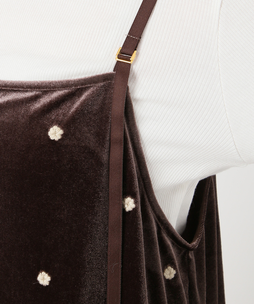 追加4》【WEB限定】手洗い可 / ベロアフラワー刺繍ワンピース