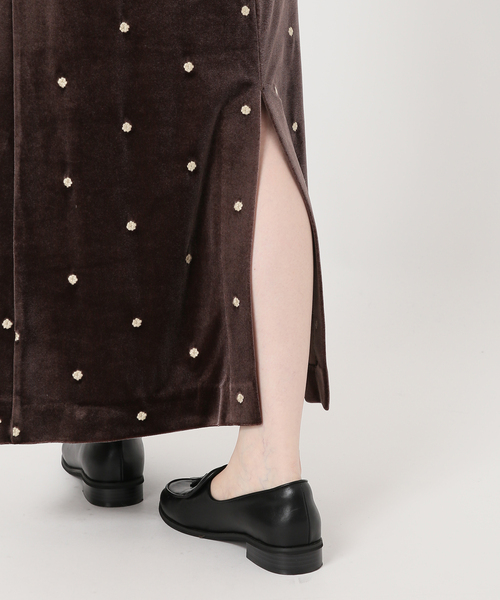 追加4》【WEB限定】手洗い可 / ベロアフラワー刺繍ワンピース