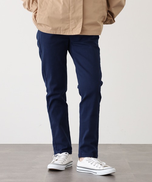 OMNES(オムネス)の「OMNES Another Edition 製品洗いテーパードパンツ(その他パンツ・レディース・ネイビー/ベージュ/インディゴブルー/チャコール・L/M)」の1枚目の写真