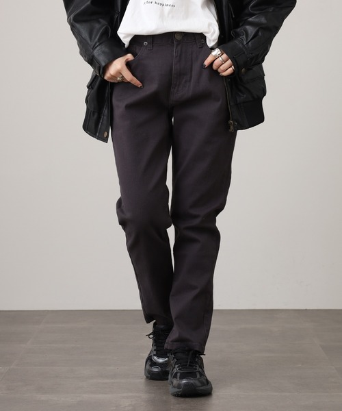 OMNES(オムネス)の「OMNES Another Edition 製品洗いテーパードパンツ(その他パンツ・レディース・ネイビー/ベージュ/インディゴブルー/チャコール・L/M)」の2枚目の写真