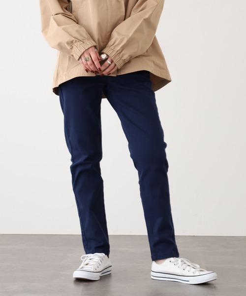 OMNES(オムネス)の「OMNES Another Edition 製品洗いテーパードパンツ(その他パンツ・レディース・ネイビー/ベージュ/インディゴブルー/チャコール・L/M)」の10枚目の写真