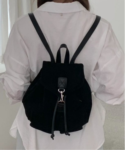 FINEnough（ファインナフ）の「アウトポケットナップサック（ショルダーバッグ・レディース・ブラック/ブラウン/キャメル・FREE）」の21枚目の写真