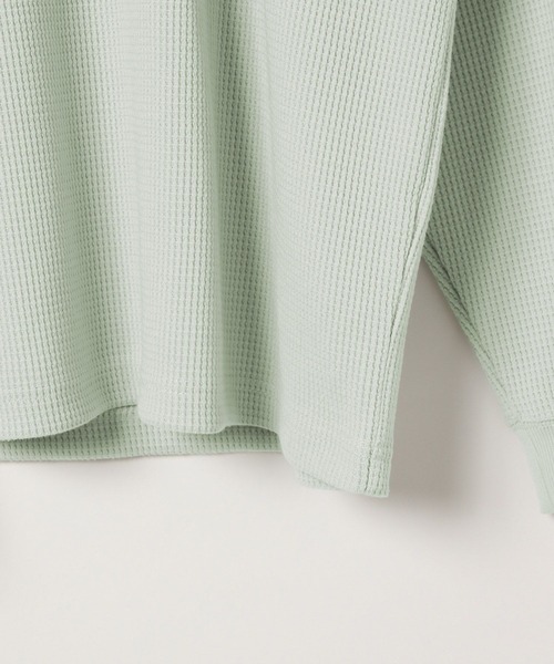 GLOBAL WORK（グローバルワーク）の「クリーンワッフルスウェット/598010（スウェット・メンズ・ブラック/ホワイト/ダークブラウン/ライトグリーン・SMALL/MEDIUM/X-LARGE/LARGE）」の12枚目の写真