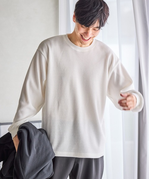 GLOBAL WORK（グローバルワーク）の「クリーンワッフルスウェット/598010（スウェット・メンズ・ブラック/ホワイト/ダークブラウン/ライトグリーン・SMALL/MEDIUM/X-LARGE/LARGE）」の22枚目の写真