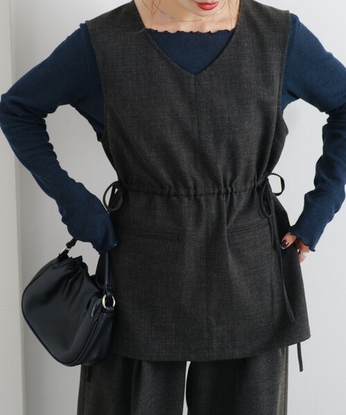 Kastane（カスタネ）の「【一部店舗限定/セットアップ対応】B 2WAYイージーベスト（その他・レディース・ブラック/ベージュ・FREE）」の2枚目の写真