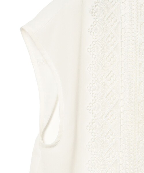 BEAMS HEART（ビームスハート）の「フロント レース フレンチ ブラウス（シャツ/ブラウス・レディース・イエロー系その他4/オフホワイト/ブラック/サックスブルー・FREE）」の17枚目の写真