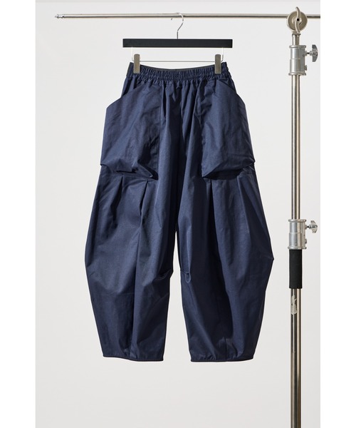 c/est(シーエ)の「【 c/est / シーエ 】 PATSY -VOLUME PANTS- / ボリュームパンツ 2536013 API(その他パンツ・レディース・ブラック/ネイビー・FREE)」の2枚目の写真