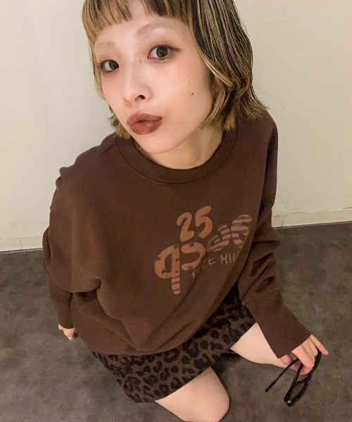 JEANASIS（ジーナシス）の「【25quee】カコウロゴスウェットLS/629955（スウェット・レディース・ブラック/ブラウン/グレー・FREE）」の3枚目の写真