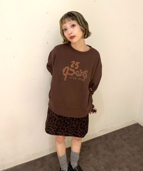 JEANASIS（ジーナシス）の「【25quee】カコウロゴスウェットLS/629955（スウェット・レディース・ブラック/ブラウン/グレー・FREE）」の17枚目の写真